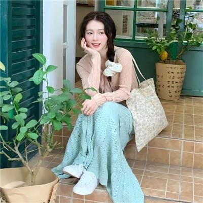 我想变成鸟,所以跳起来